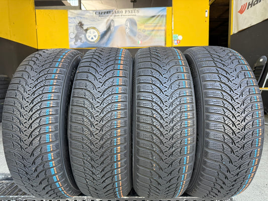 Usato: 4 Gomme 215/60R17 96H Kumho Invernali 90% residui