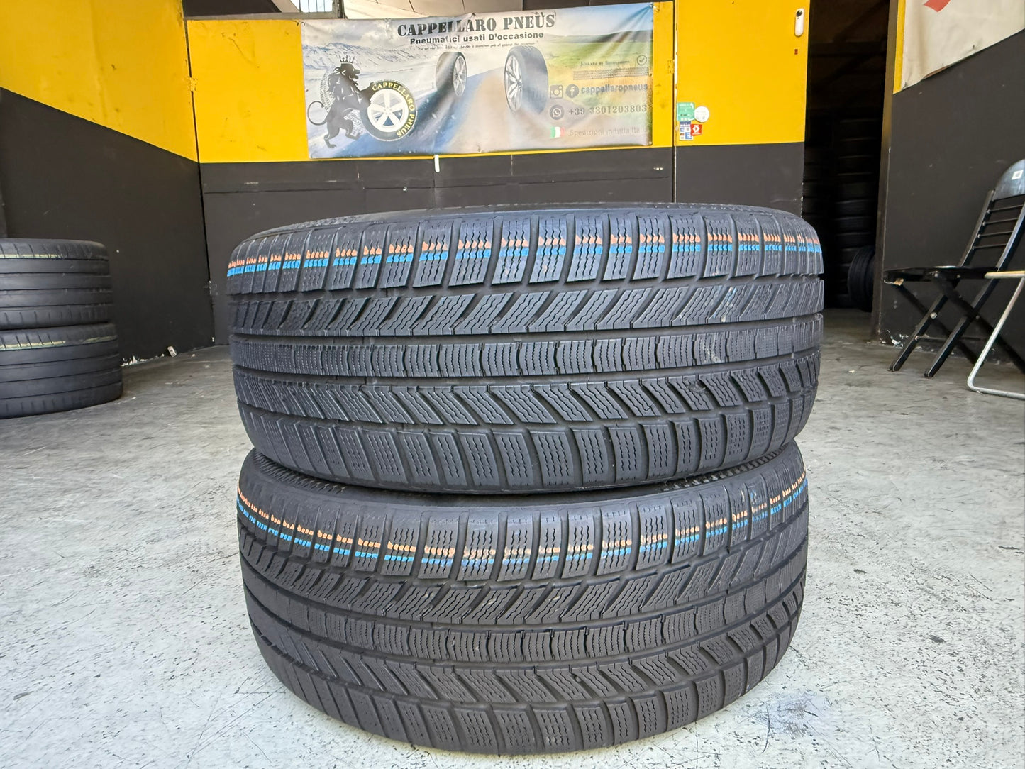 Usato: 2 Gomme 255/40R21 102T XL Continental Invernali 95% residui