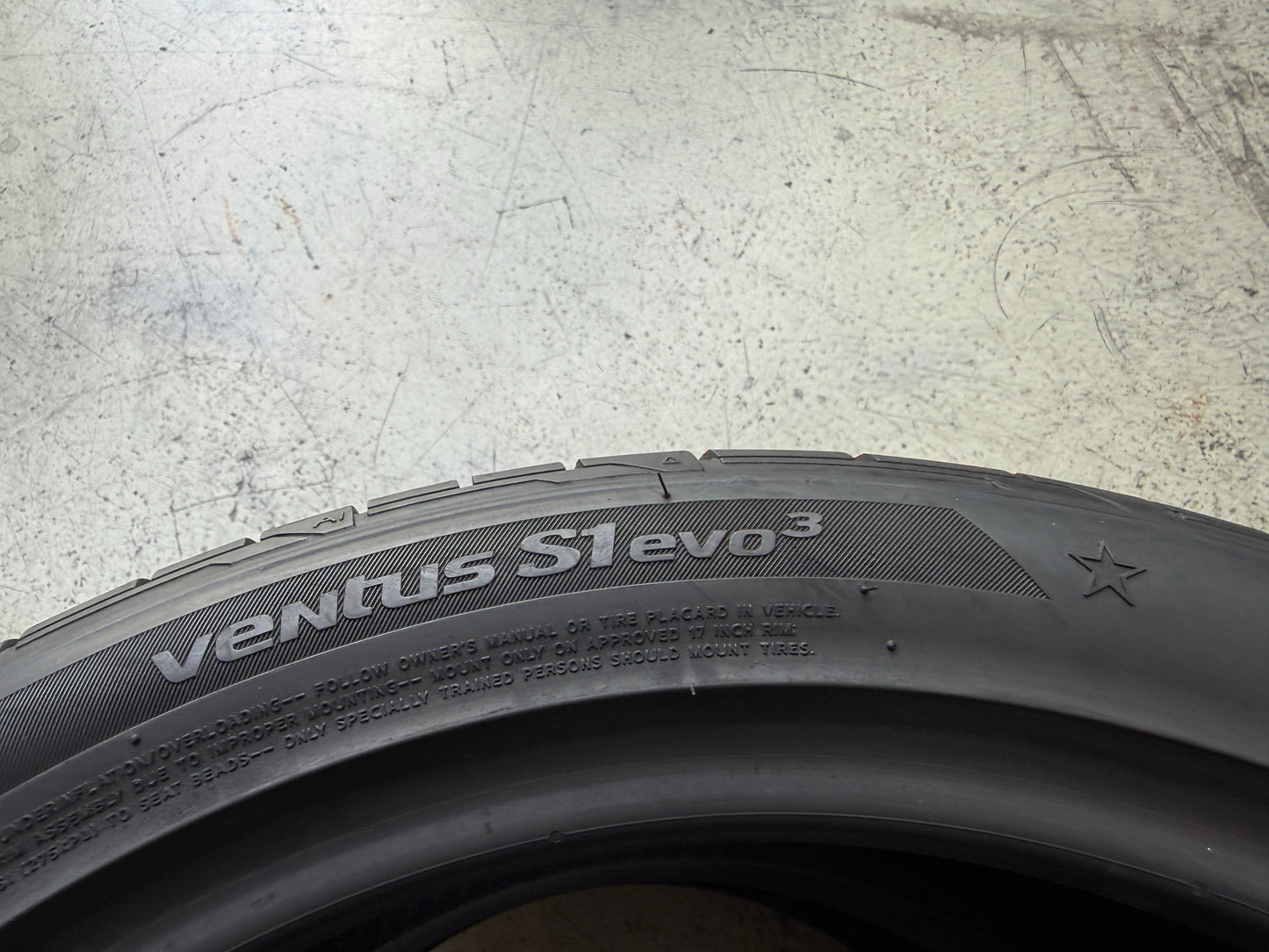 Usato: 2 Pneumatici Hankook Ventus S1 Evo3 K127 205/45R17 88W XL * BMW FSL Estive 80% Residui DOT 2025