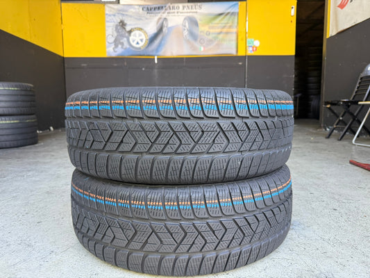 Usato: 2 Gomme 225/60R17 103V XL Pirelli Invernali 85% residui