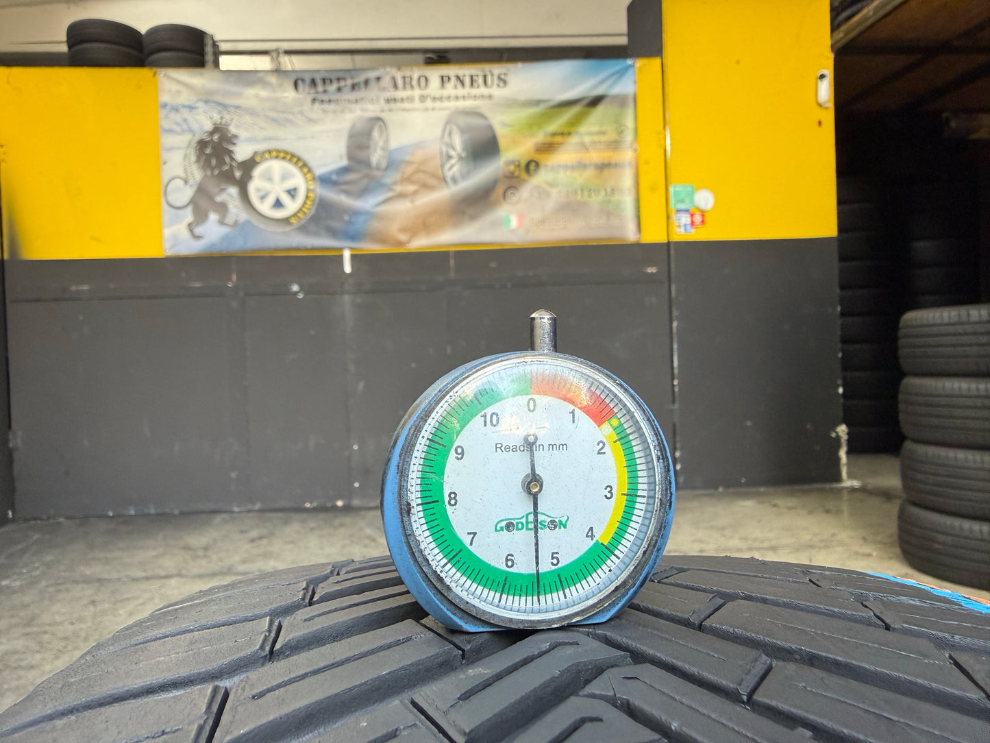 Usato: 2 Pneumatici Continental AllSeasonContact 225/45R18 95Y XL FR 3PMSF EVc 4 Stagioni 80% Residui