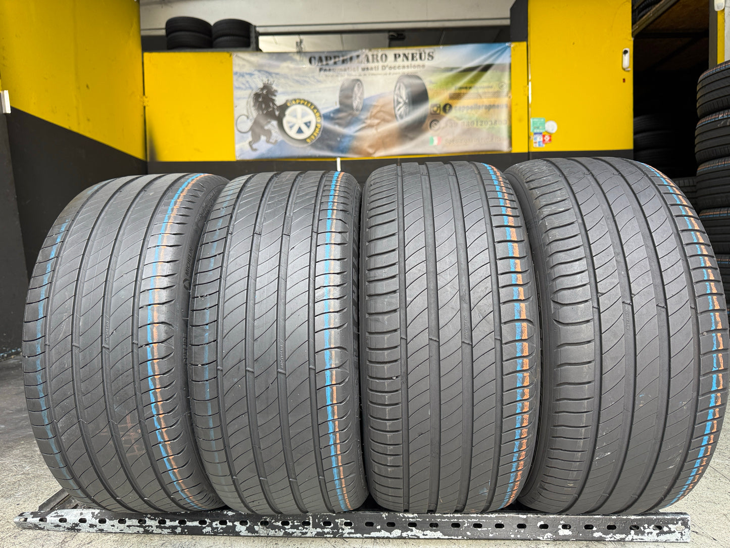 Usato: 4 Pneumatici Michelin Primacy 4 245/40R18 93H Estive 80-85% Residui