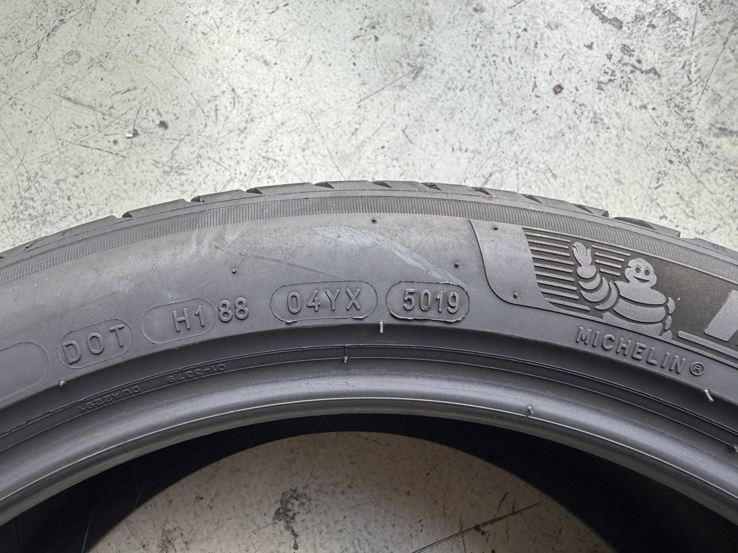 Usato: 4 Pneumatici Michelin Primacy 4 245/40R18 93H Estive 80-85% Residui