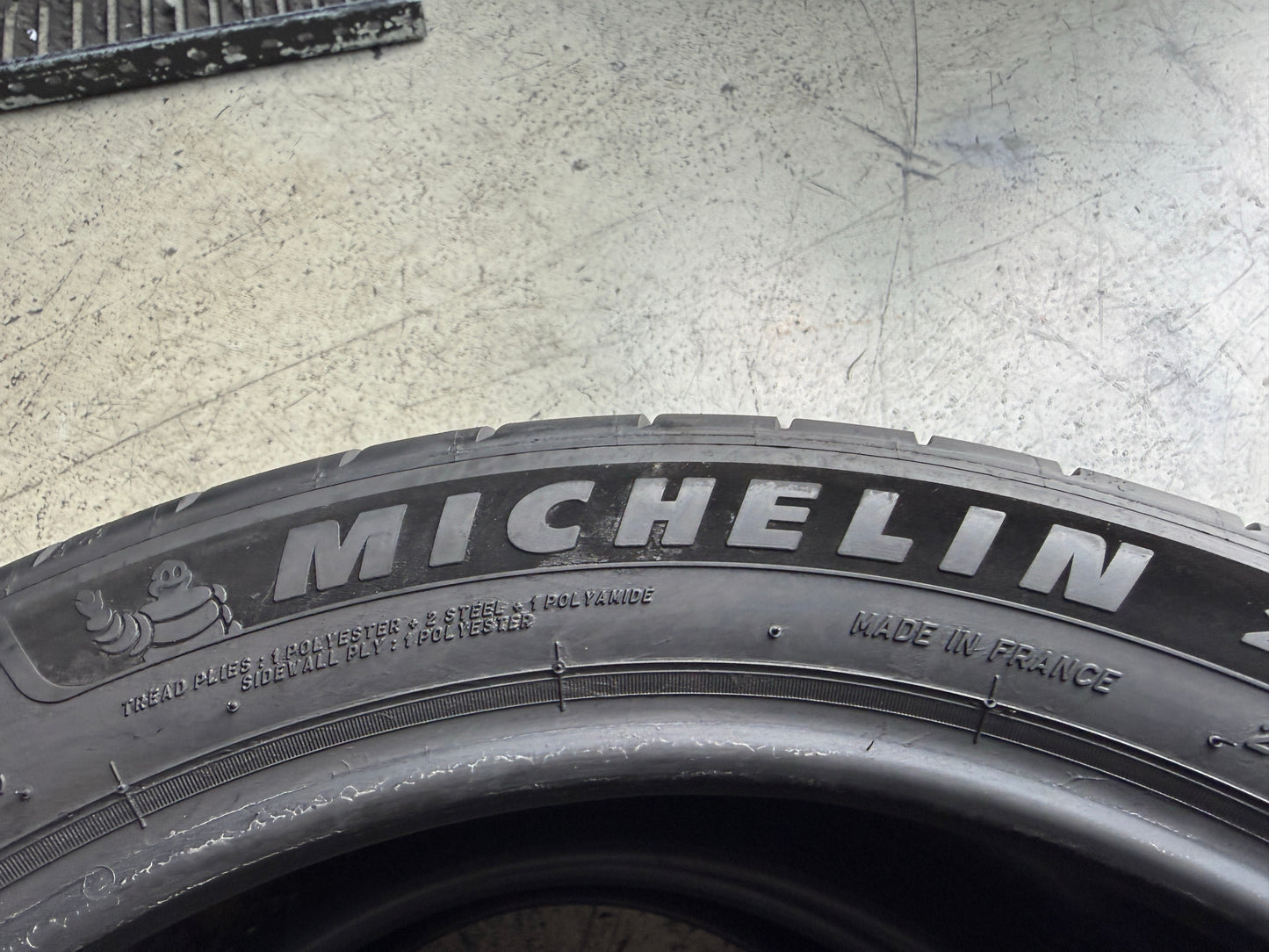 Usato: 2 Pneumatici Michelin Pilot Sport Cup 2 Connect 245/40ZR18 97Y XL Semi-Slick Estive 80% Residui