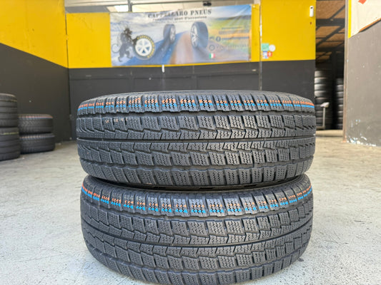 Usato: 2 Gomme 215/70R15C 109/107R Hankook Invernali 95% residui