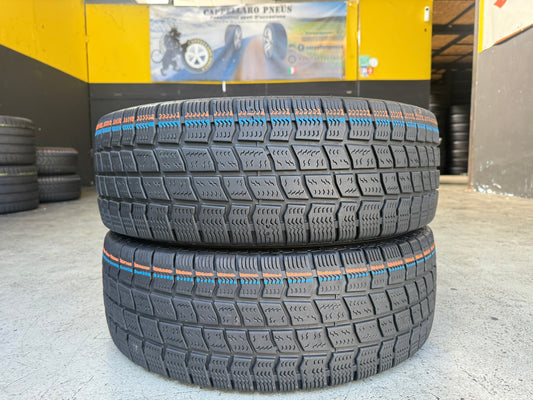 Usato: 2 Gomme 225/65R16C 112/110R Vredestein Invernali 80% residui