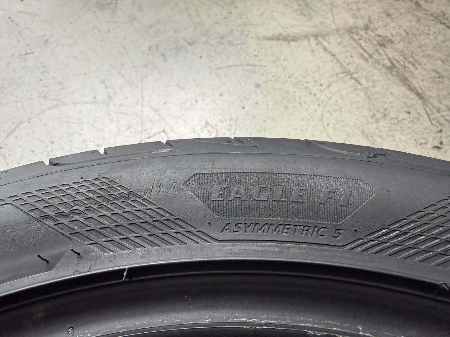 Usato: 2 Pneumatici Goodyear Eagle F1 Asymmetric 5 225/45R19 96W XL Estive 90% Residui
