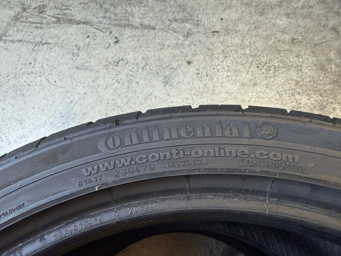 Usato: 2 Pneumatici Continental ContiPremiumContact 2 215/40R17 87Y XL Estive 90% Residui