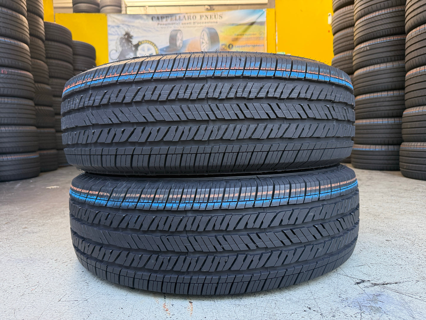 Nuovi/Demo: 2 Pneumatici Bridgestone Dueler H/T 255/70R18 113T Estivi