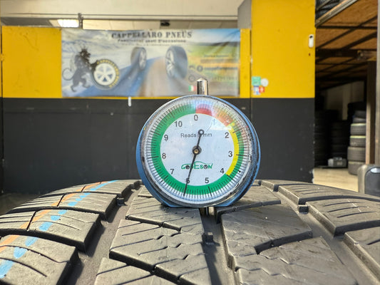 Usato: 2 Gomme 245/45R19 102V XL Barum Invernali 85% residui