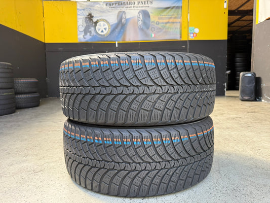 Usato: 2 Gomme 245/45R19 102V XL Kumho Invernali 90% residui