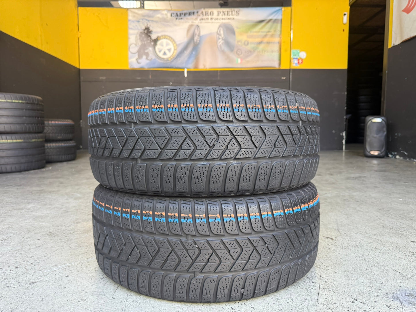 Usato: 2 Gomme 205/50R17 93V XL Pirelli Invernali 80% residui
