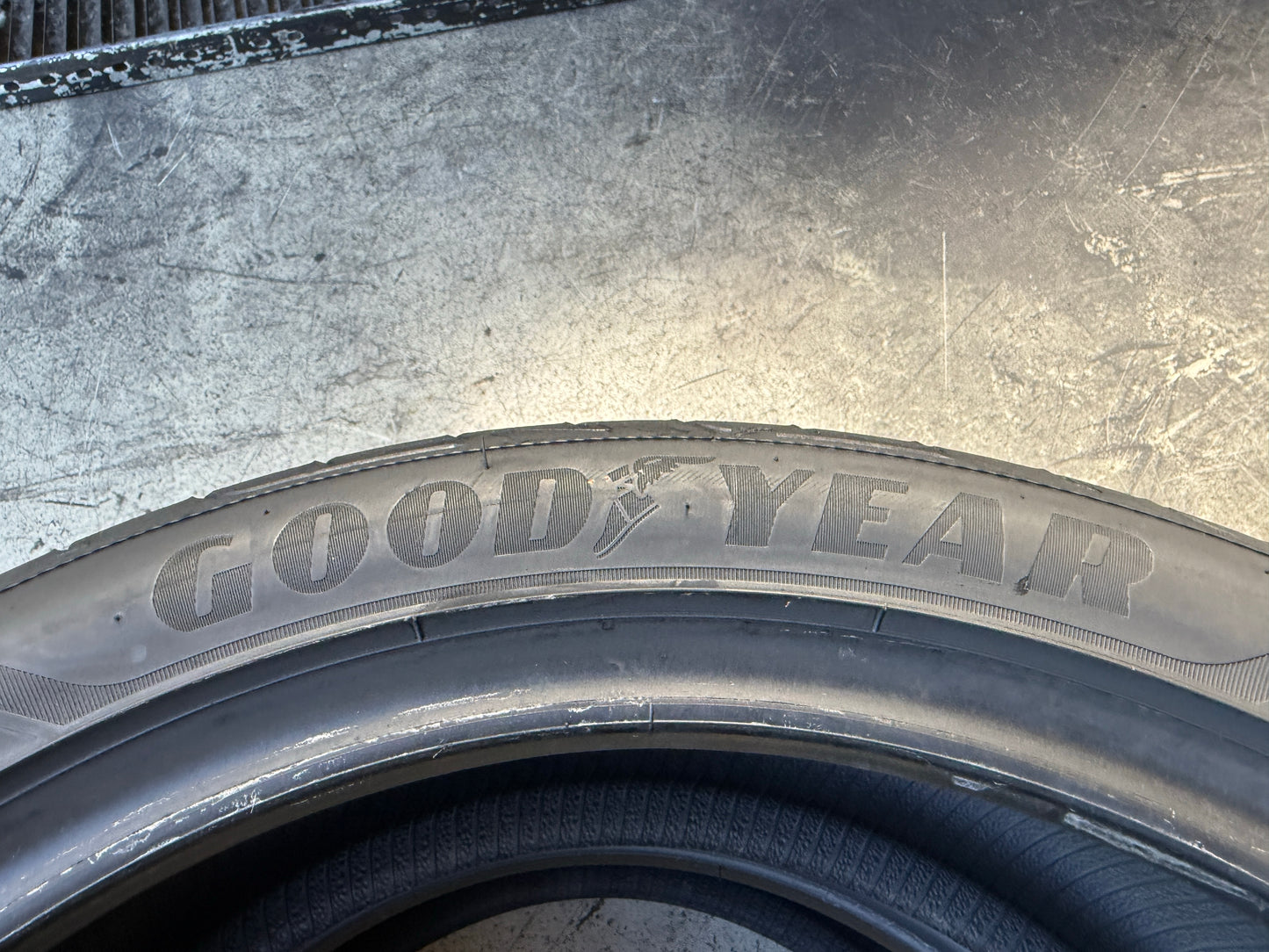 Usato: 2 Pneumatici Goodyear Eagle F1 Asymmetric 3 MO 245/40R19 98Y XL Estivi 85% residui