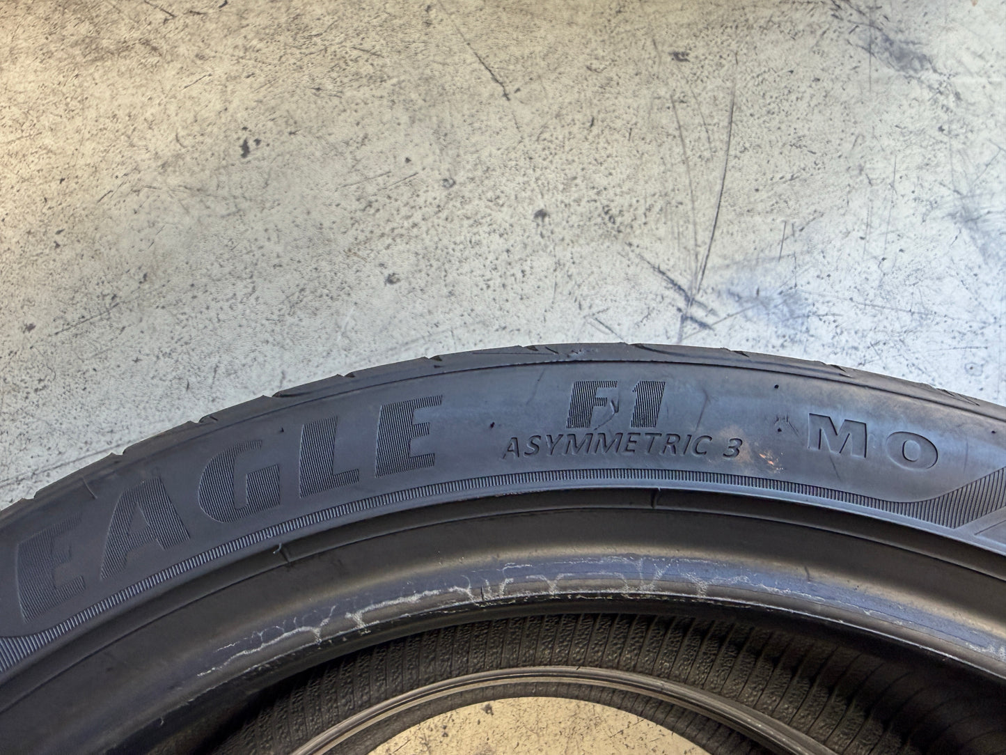 Usato: 2 Pneumatici Goodyear Eagle F1 Asymmetric 3 MO 245/40R19 98Y XL Estivi 85% residui