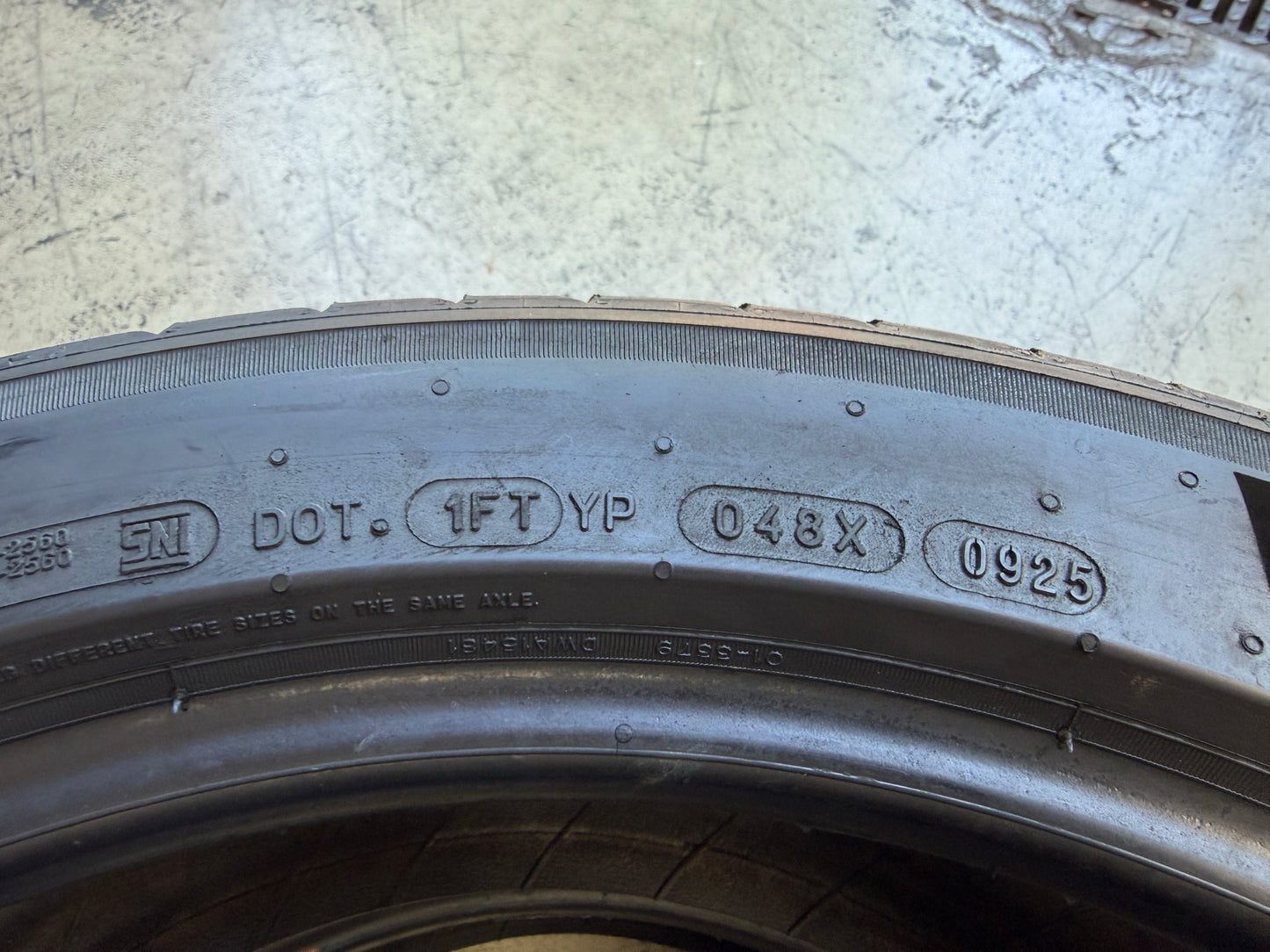 Usato: 2 Pneumatici Michelin Pilot Sport 5 245/45R19 102Y XL Estivi 90% residui DOT 2025