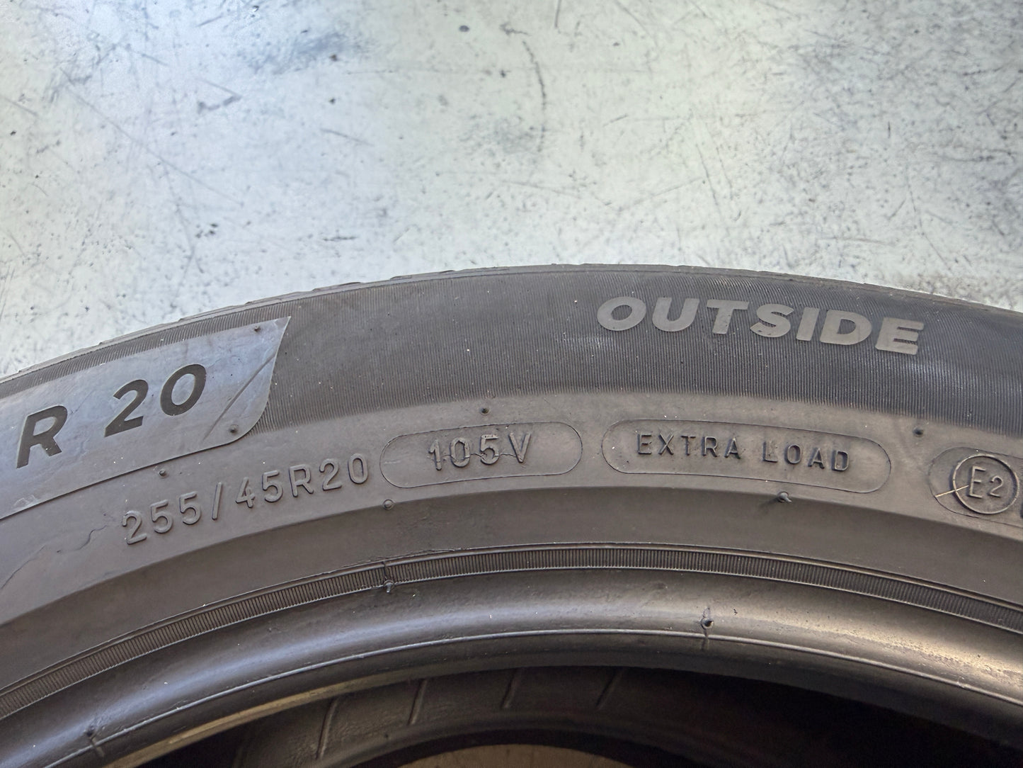 Usato: 2 Pneumatici Michelin Primacy 4 255/45R20 105V XL VOL Estivi 85% residui