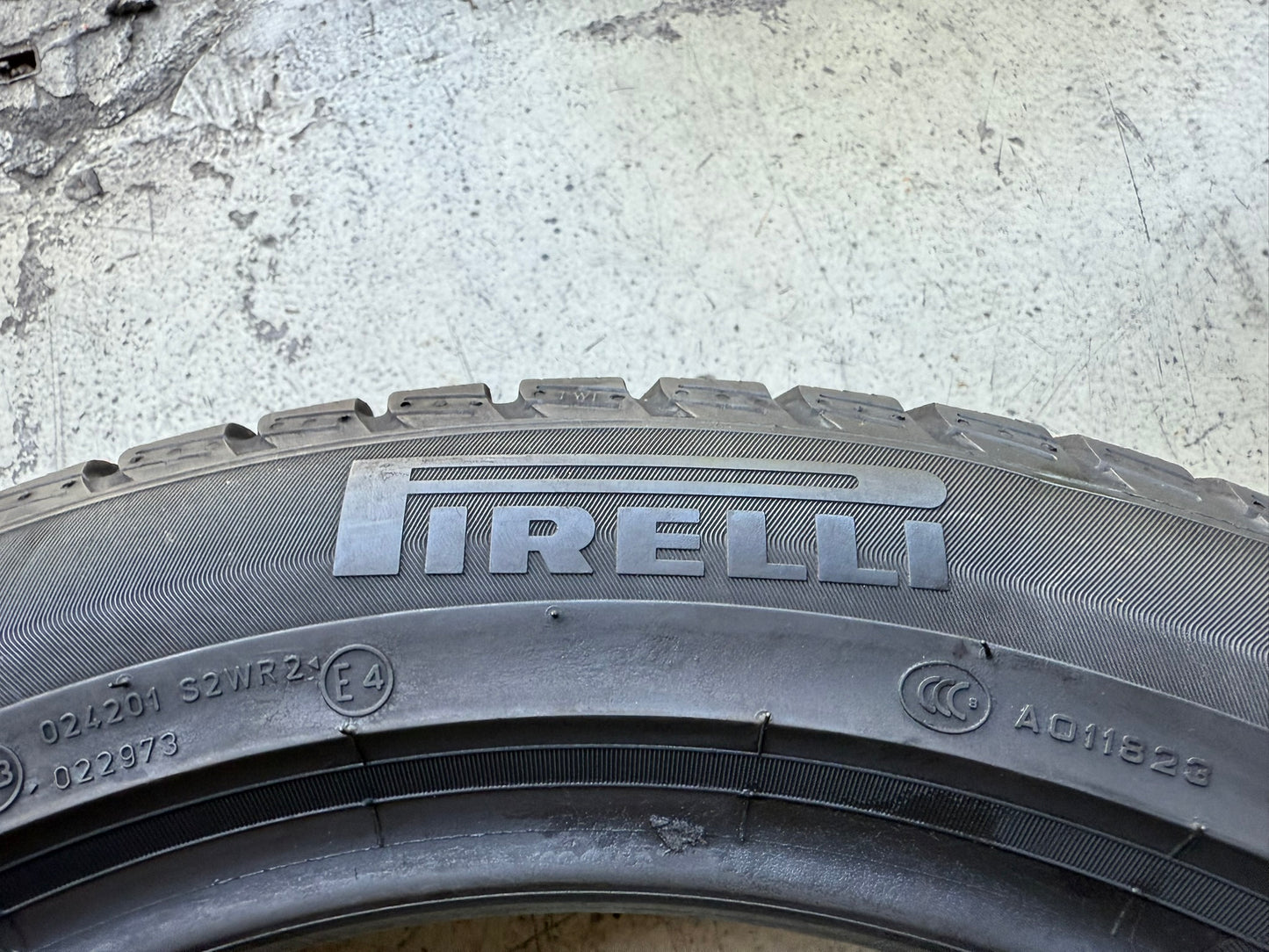 Usato: 4 Gomme 225/50R18 99H XL Pirelli Invernale 85-95% residui