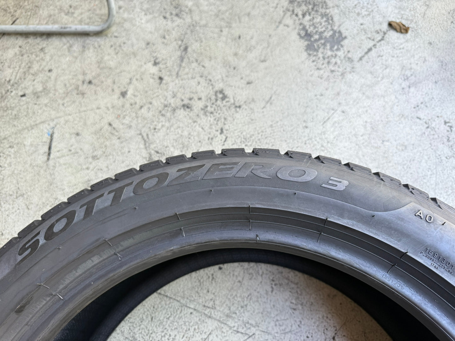 Usato: 4 Gomme 225/50R18 99H XL Pirelli Invernale 85-95% residui