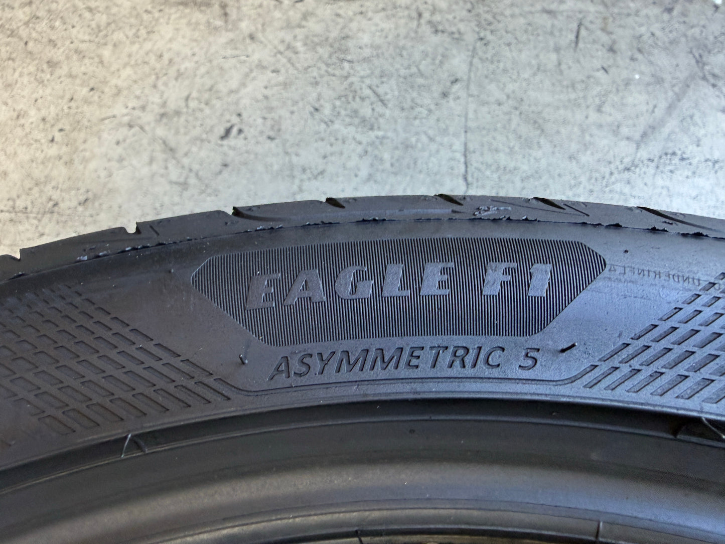 Usato: 2 Pneumatici Goodyear Eagle F1 Asymmetric 5 245/40R20 99V XL Estivi 90% residui