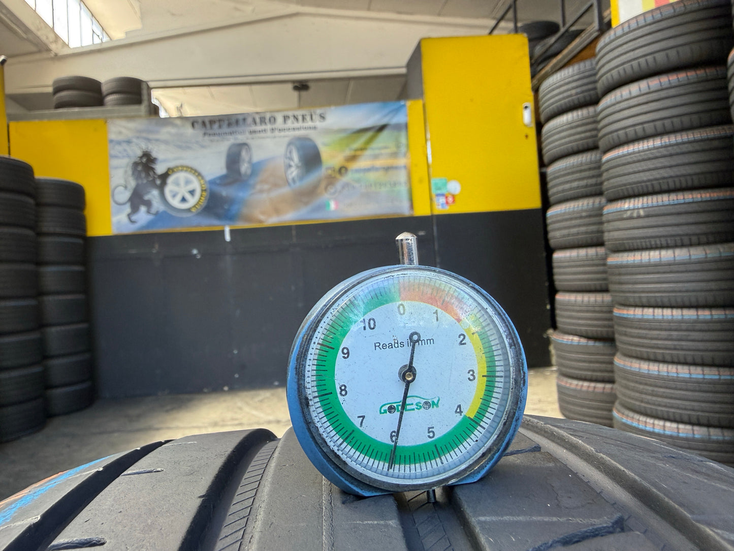 Usato: 2 Pneumatici Goodyear Eagle F1 Asymmetric 5 245/40R20 99V XL Estivi 90% residui