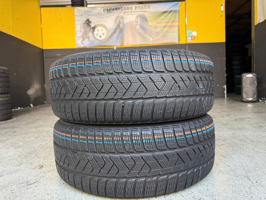 Usato: 2 Gomme 225/55R18 98H Pirelli Invernale 80% residui