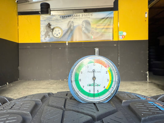 Usato: 4 Gomme 235/55R18 104H XL Pirelli Invernale 80% residui