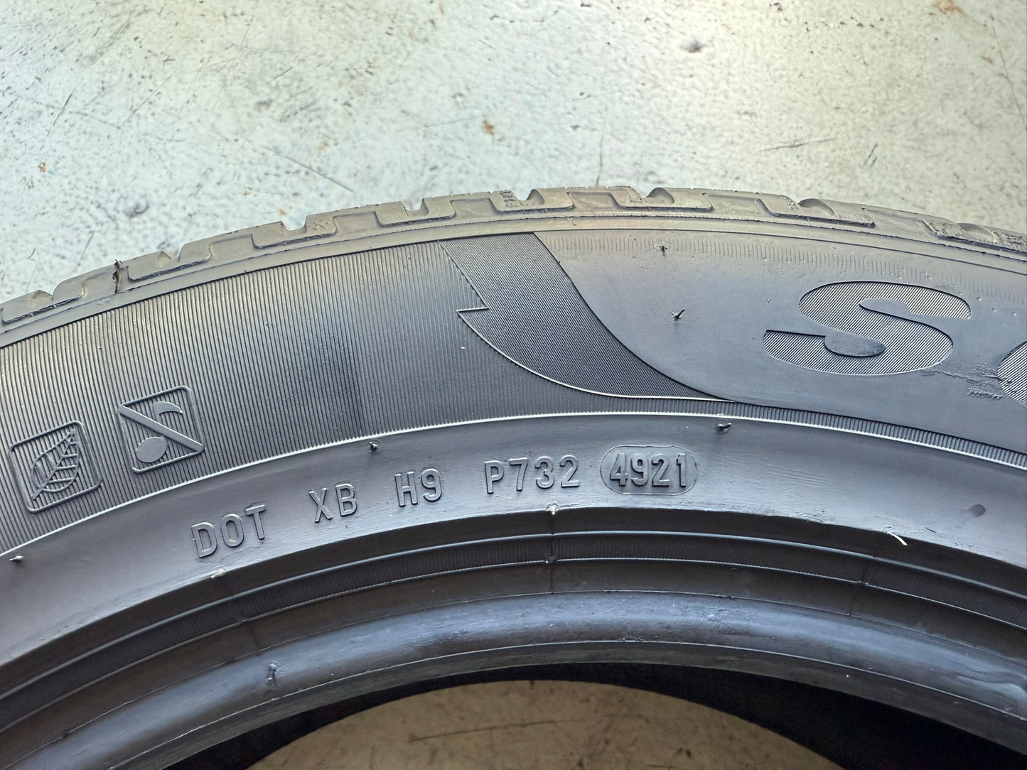 Usato: 4 Gomme 235/55R18 104H XL Pirelli Invernale 80% residui