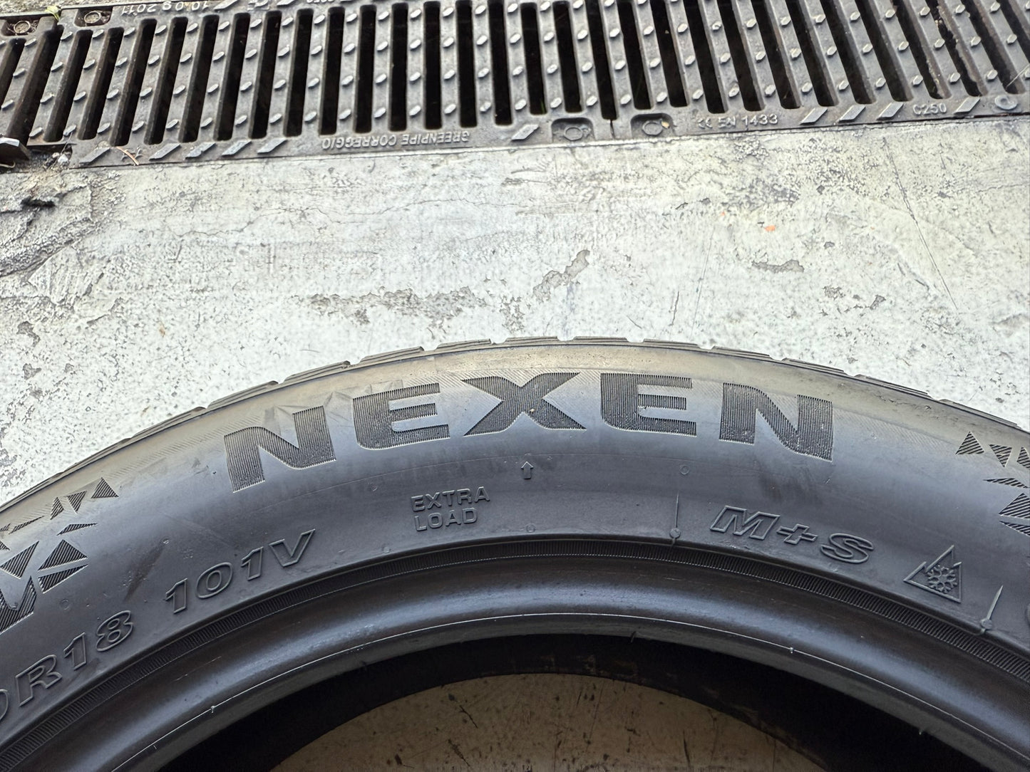 Usato: 4 Gomme 235/50R18 101V XL Nexen Invernale 98% residui
