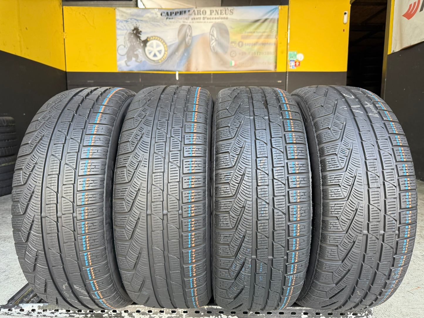 Usato: 4 Gomme 235/50R19 103H XL Pirelli Invernale 90–95% residui