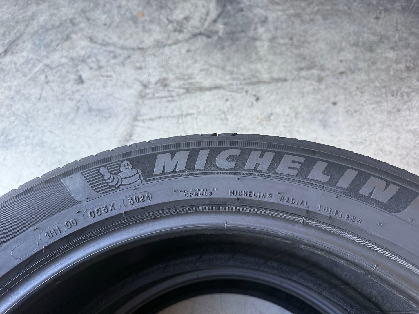 Usato: 2 Pneumatici Michelin e.Primacy 235/50R20 104V XL Estivi 85% residui