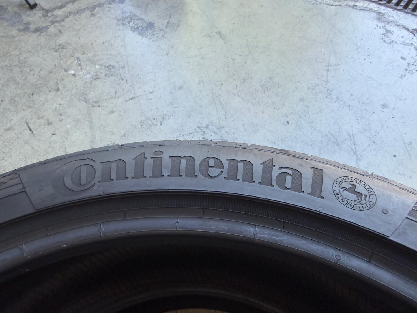 Usato: 2 Pneumatici Continental ContiSportContact 5P 235/40R20 96Y XL MO Estivi 85% residui
