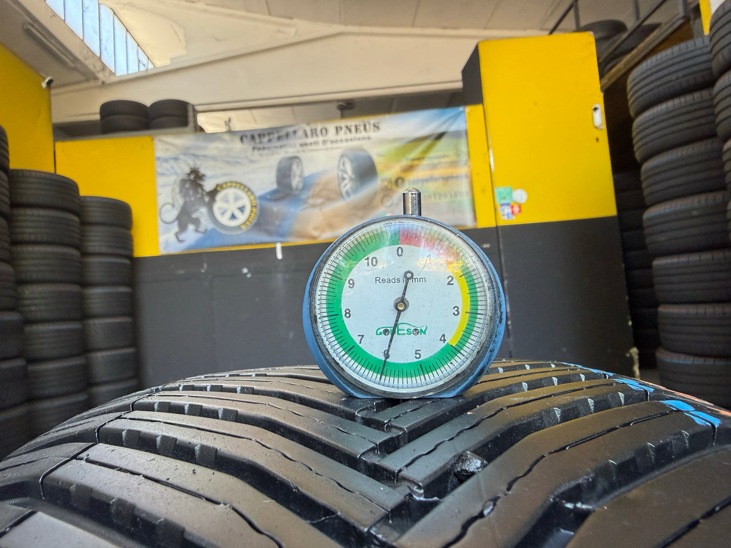 Usato: 2 Pneumatici Michelin CrossClimate 2 SUV 235/45R20 100H XL VOL 90% residui