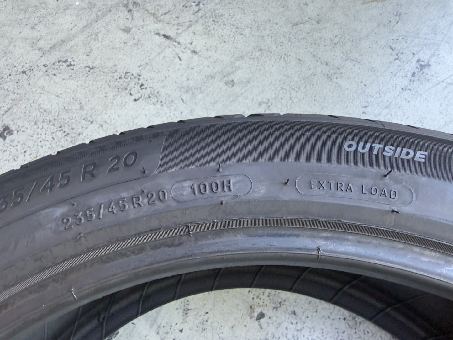 Usato: 4 Pneumatici Michelin e.Primacy 235/45R20 100H XL Estivi 90% residui DOT 2025