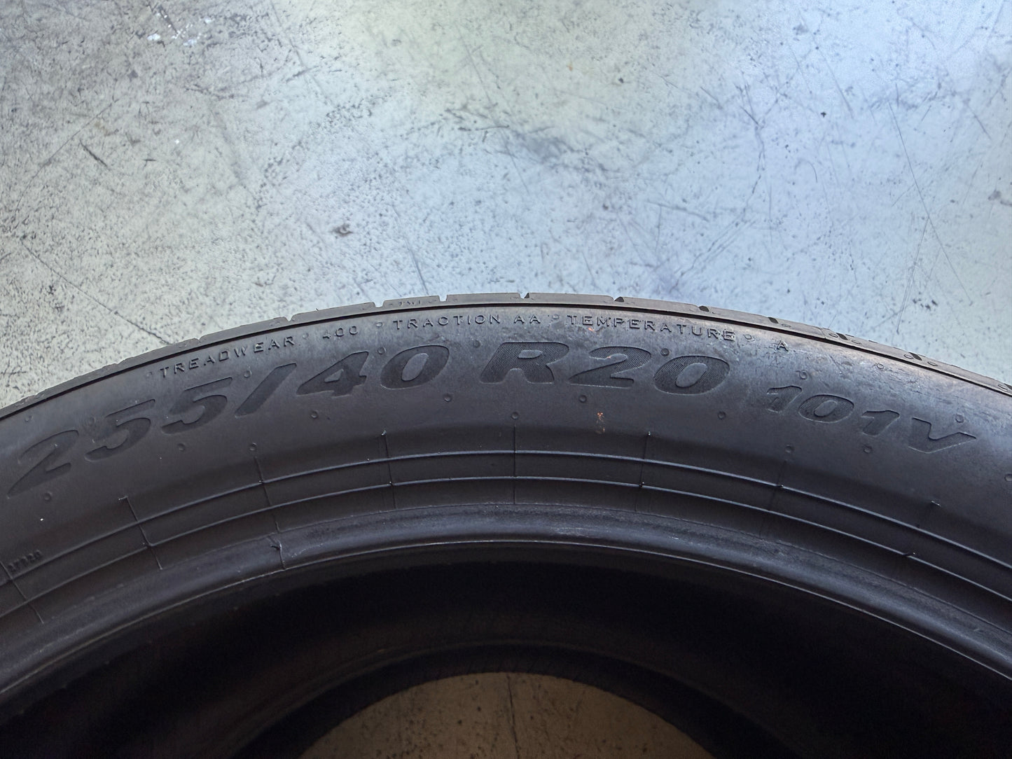 2 Pneumatici Pirelli Scorpion 255/40R20 101V XL Estive 90%