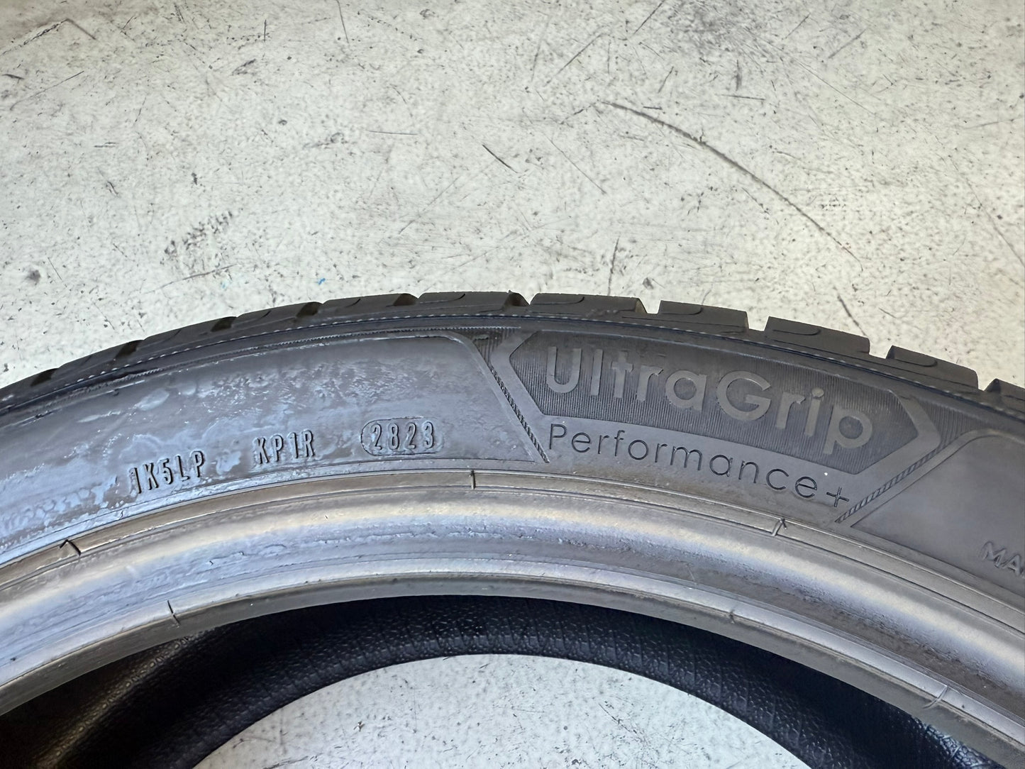 Usato: 4 Gomme 245/45R20 103V XL + 275/40R20 106V XL Goodyear Invernale 90-95% residui