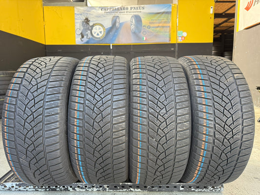 Usato: 4 Gomme 245/45R18 100V XL Goodyear Invernale 85% residui
