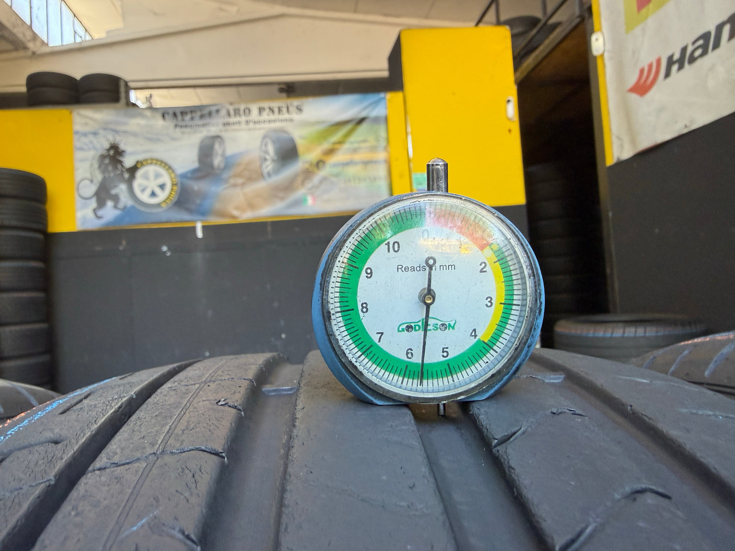 Usato: 4 Pneumatici Pirelli P Zero (PZ4) 245/35R20 95Y XL Estivi 85-90% residui