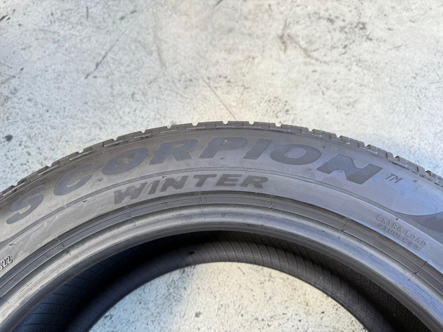 Usato: 4 Gomme 235/55R18 104H XL Pirelli Invernale 80% residui