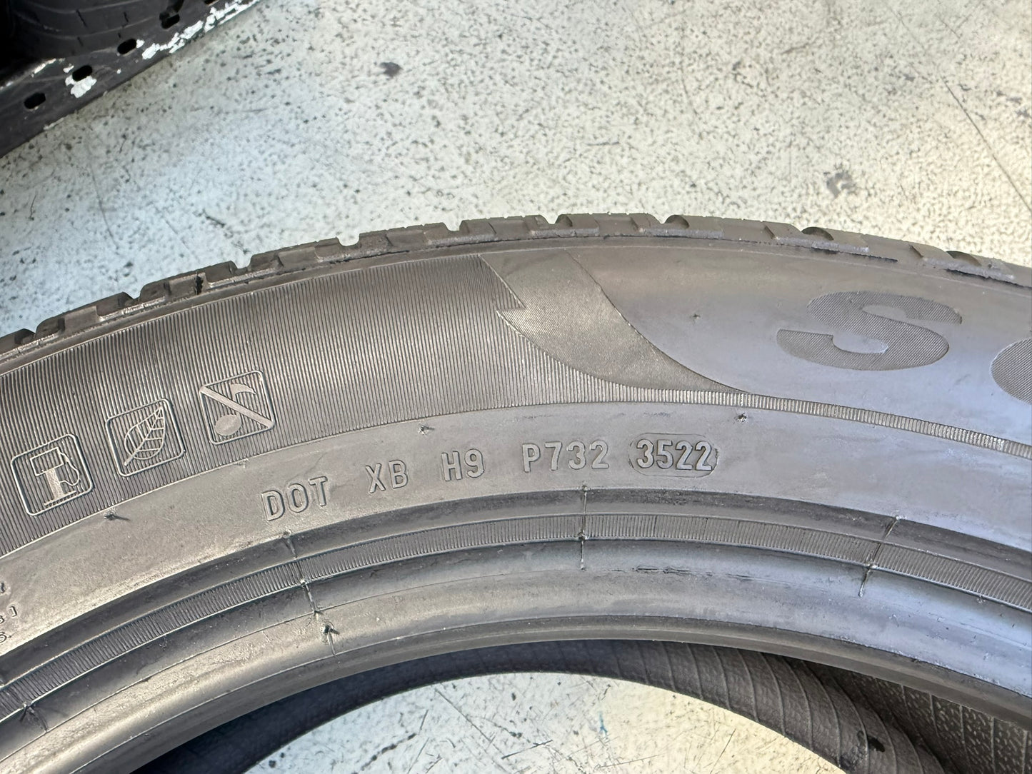 Usato: 4 Gomme 235/55R18 104H XL Pirelli Invernale 80% residui