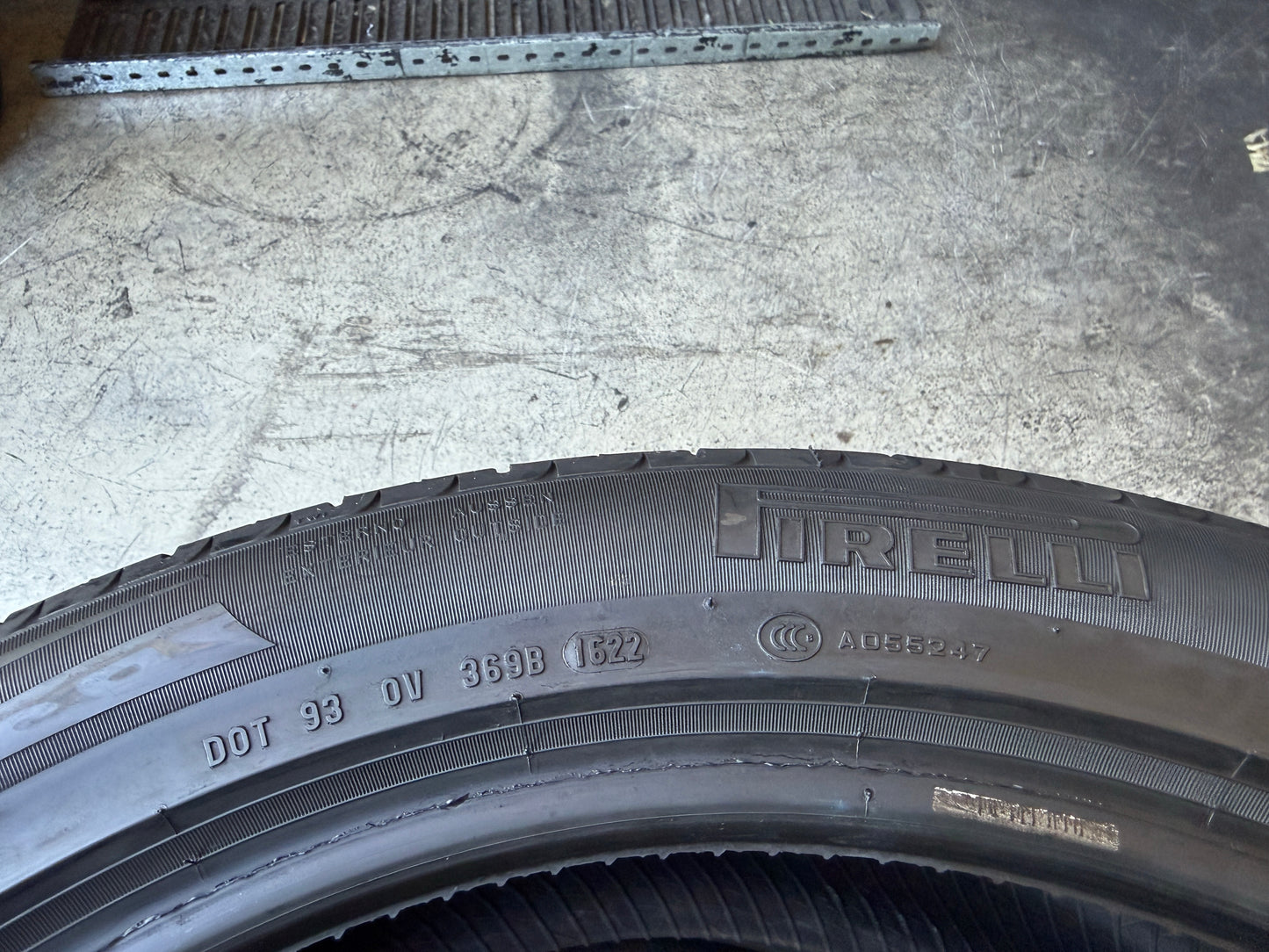 Usato: 2 Pneumatici Pirelli Scorpion Zero Asimmetrico 295/40R22 112W XL MO1 Estivi 90% residui