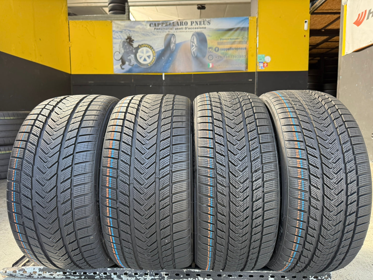 Usato: 4 Gomme 235/40R19 96V XL + 265/35R19 98V XL Gripmax Invernale 95% residui