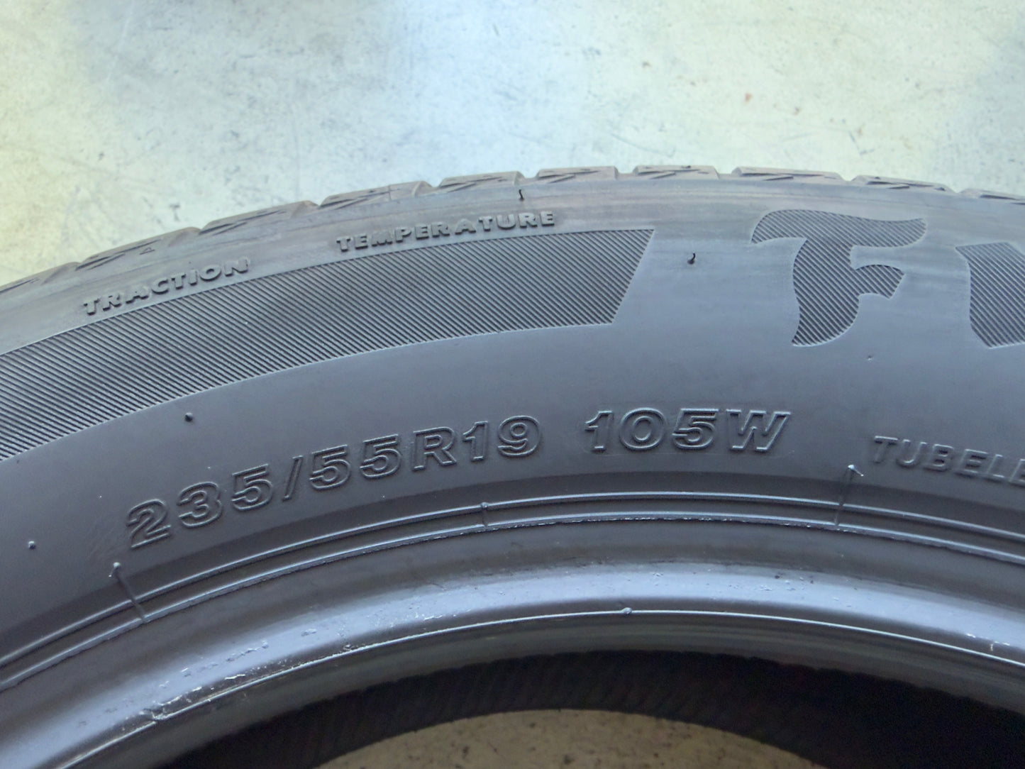 Usato: 4 Pneumatici Firestone Roadhawk 2 Enliten 235/55R19 105W XL Estivi 90% residui