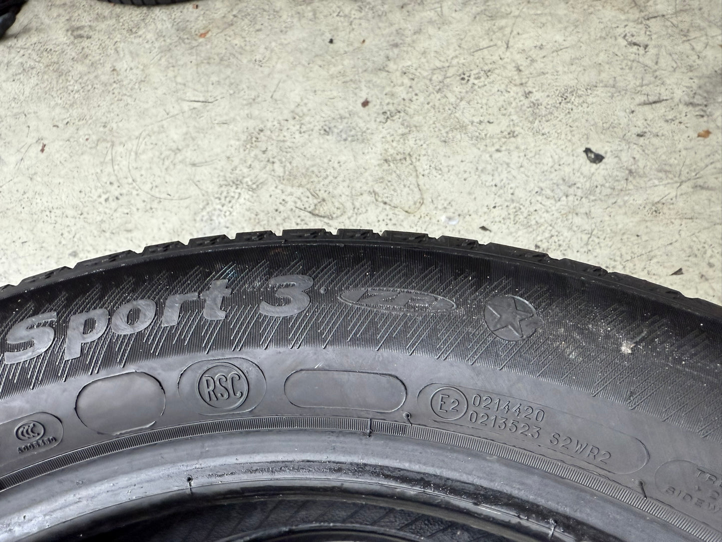 Usato: 2 Gomme 245/50R19 105W XL RSC Michelin Estive 95% residui