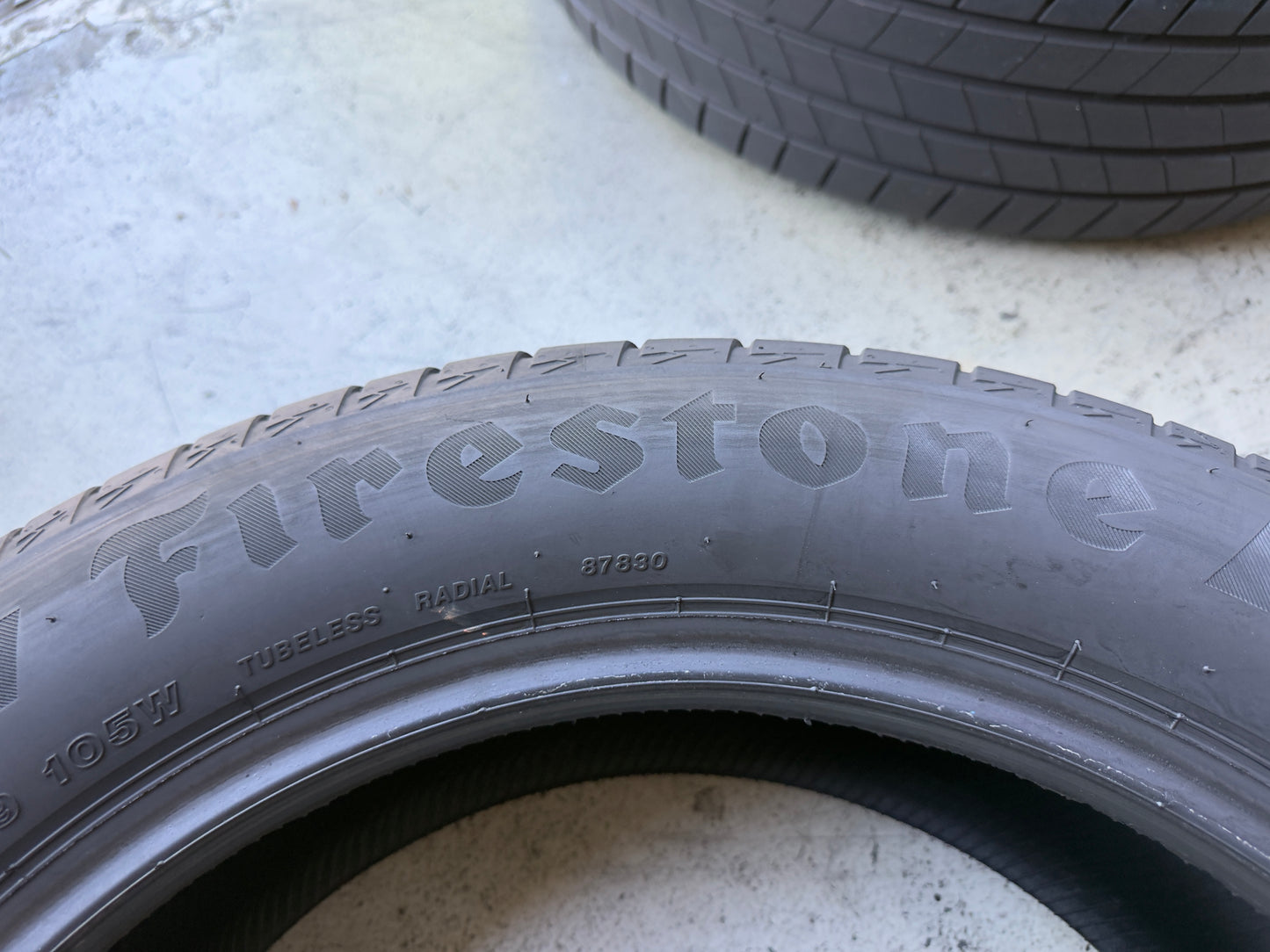 Usato: 4 Pneumatici Firestone Roadhawk 2 Enliten 235/55R19 105W XL Estivi 90% residui