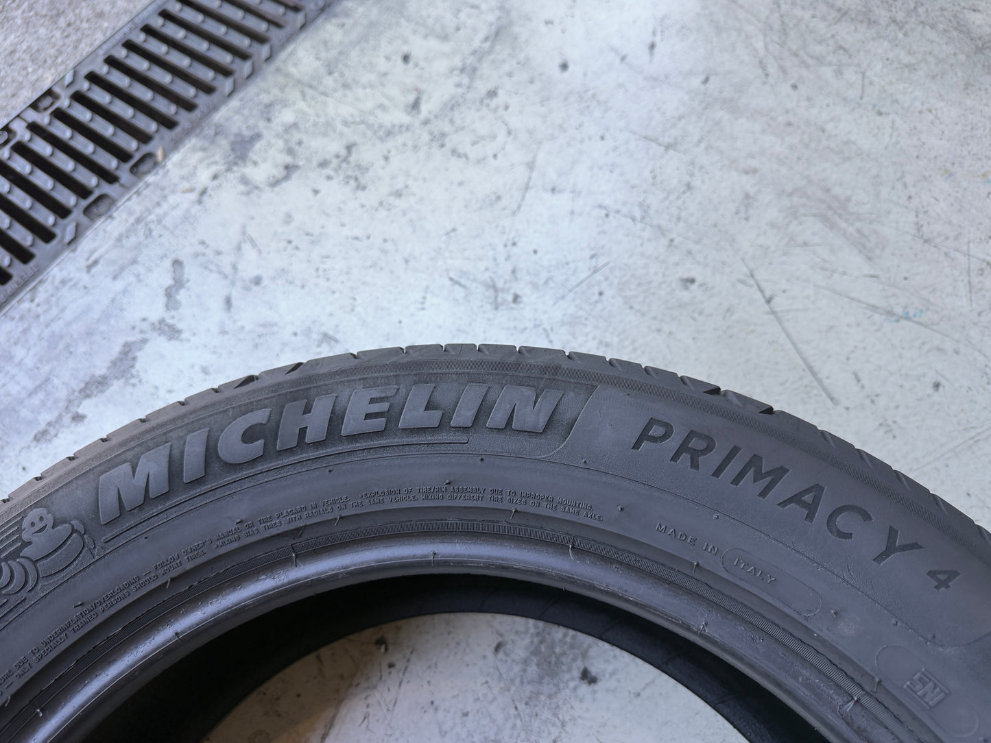 Usato: 4 Pneumatici Michelin Primacy 4 235/55R19 105W XL Estivi 90% residui