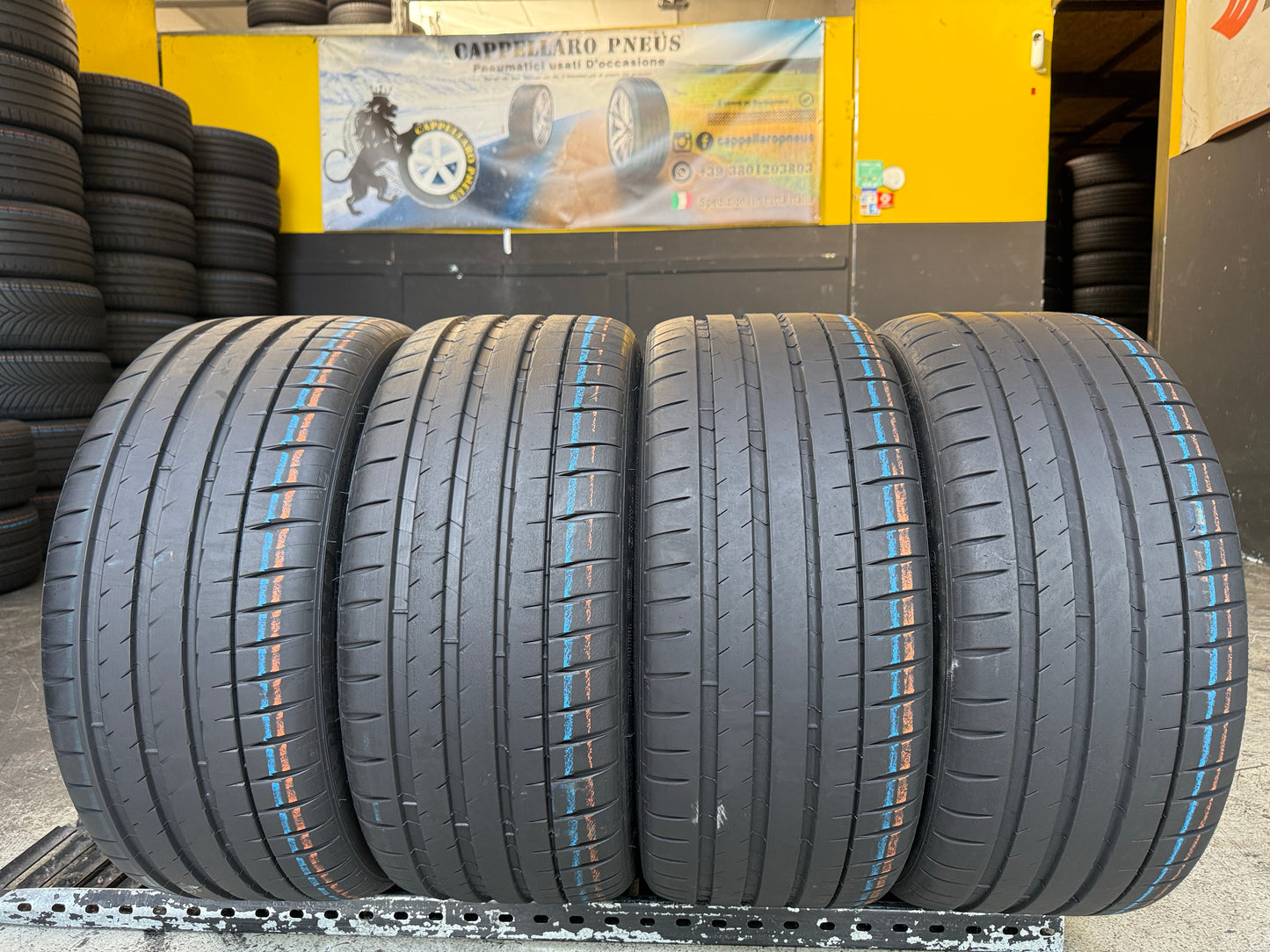 Usato: 4 Pneumatici Michelin Pilot Sport 4 S 245/35R19 93Y XL Estivi 90% residui
