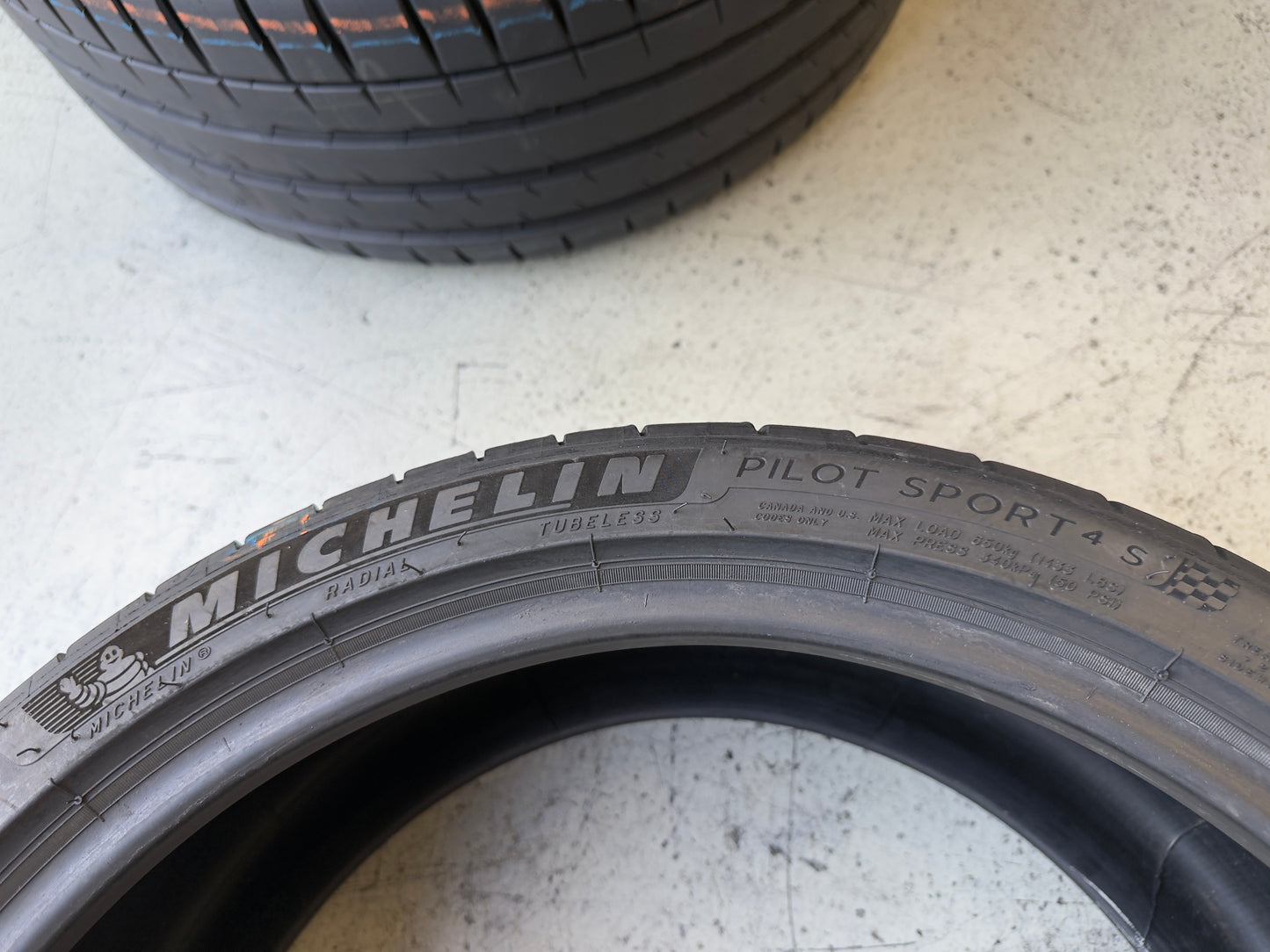 Usato: 4 Pneumatici Michelin Pilot Sport 4 S 245/35R19 93Y XL Estivi 90% residui