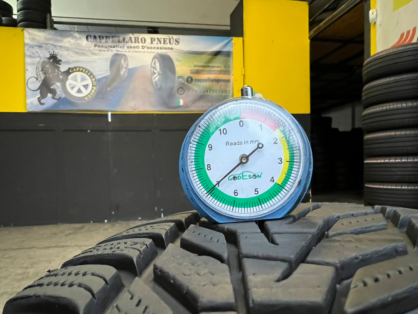 Usato: 1 Gomma 215/65R17 103V XL Hankook Invernale 95% residui
