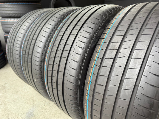 Nuovi/Demo: 4 Gomme 245/50R19 101W Runflat Bridgestone Estive