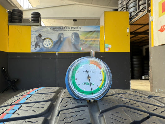 Usato: 2 Gomme 315/30R21 105V XL Pirelli Invernali 80% residui